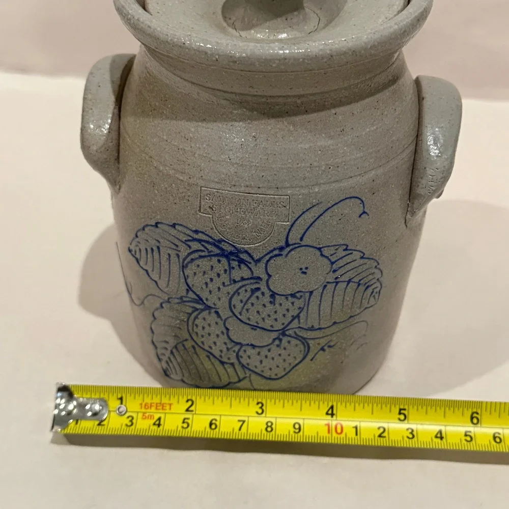 HTF Salmon Falls 1989 Lidded Handled Crock Jar Strawberry Signed Crayton-Ackley